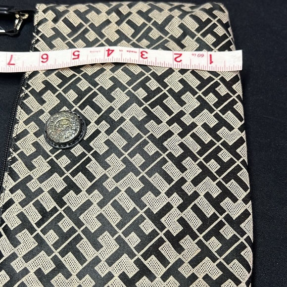 Tommy Hilfiger crossbody - Picture 10 of 12
